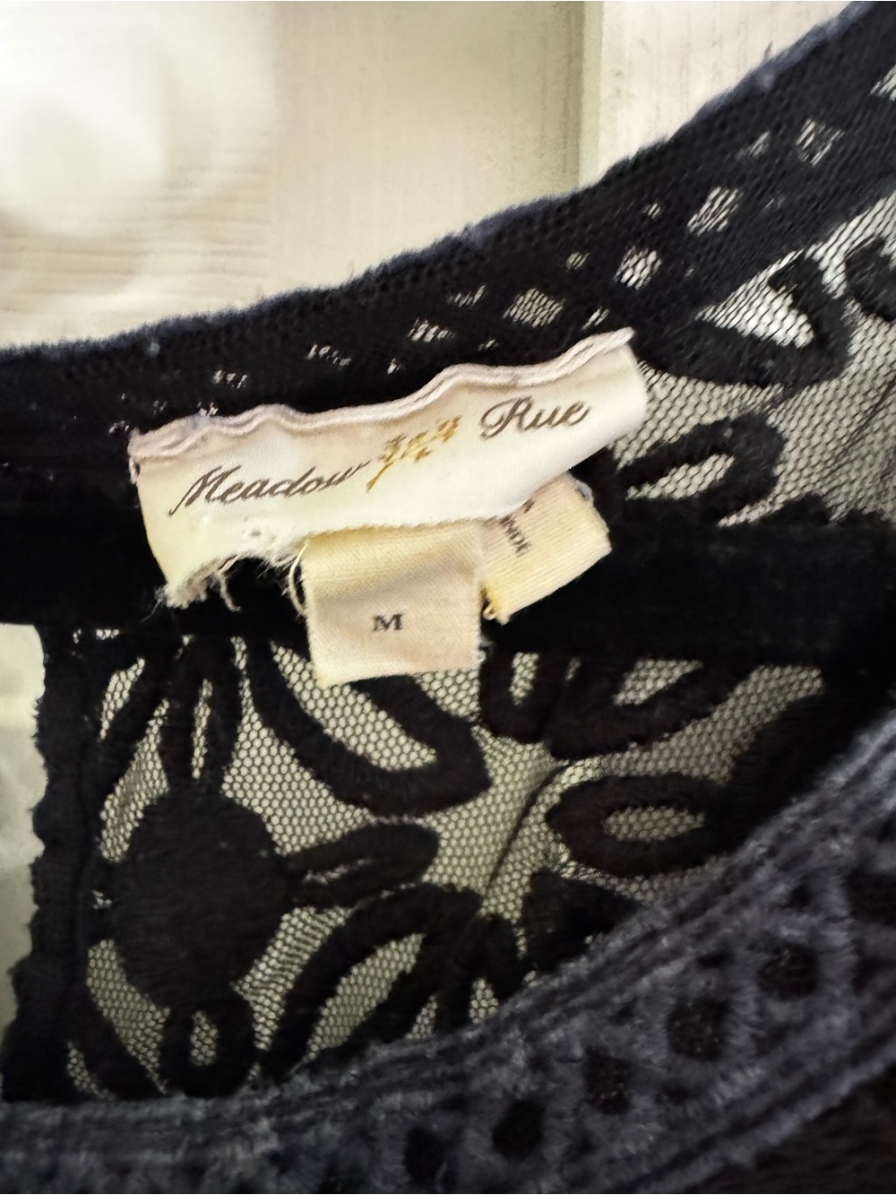 Meadow Rue by Anthropologie Black Lace Sleeve Blouse - Size M - Picture 3 of 5
